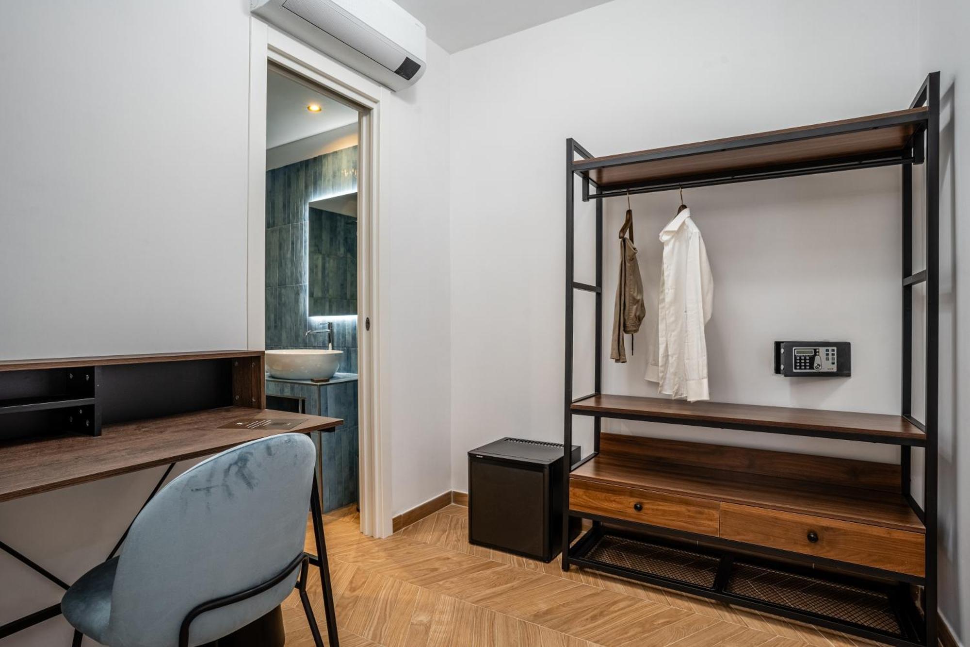 Fantini Rooms-Monti Rome Bagian luar foto