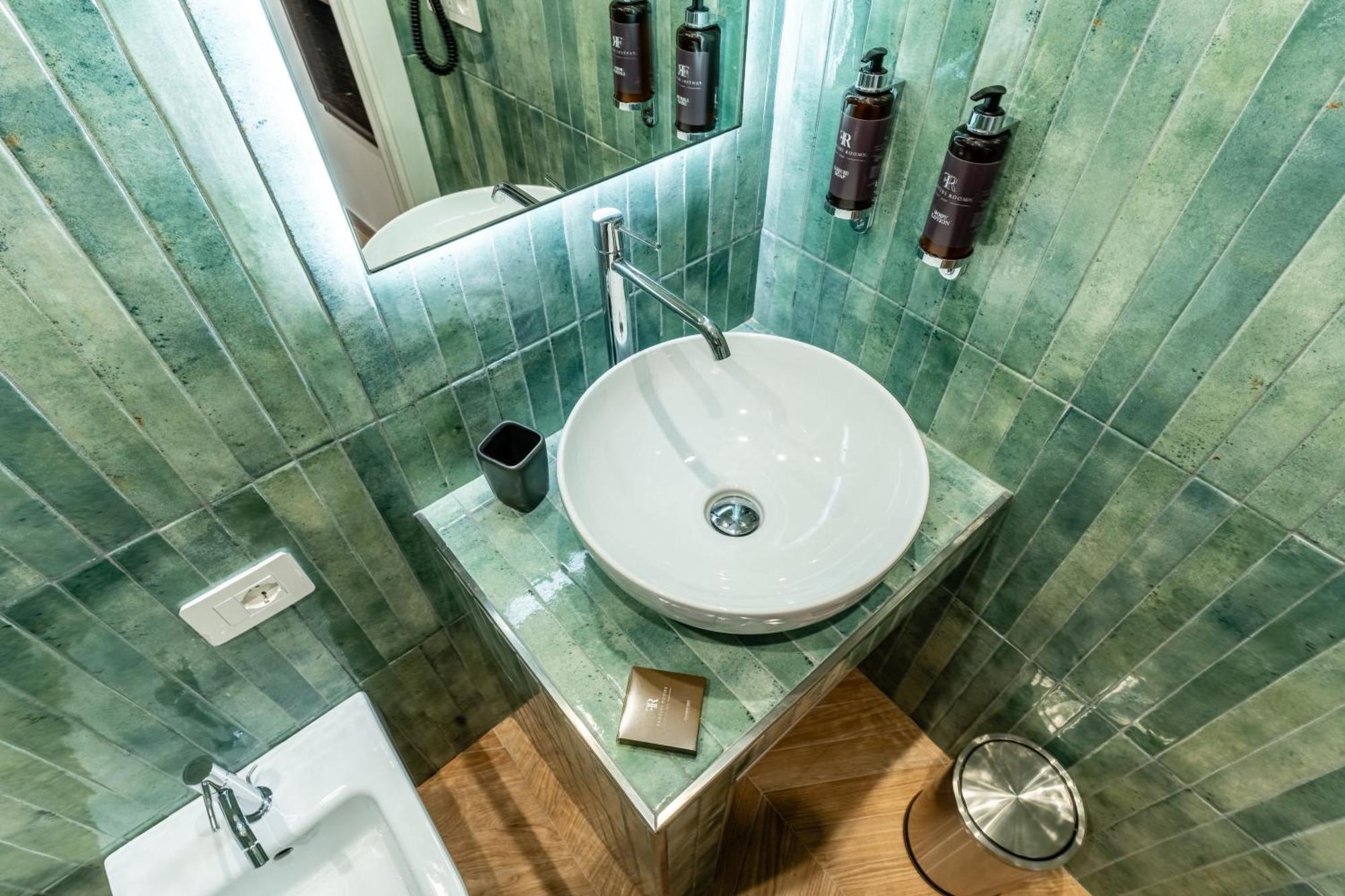 Fantini Rooms-Monti Rome Bagian luar foto
